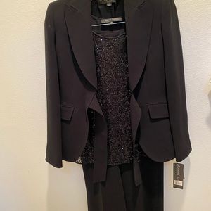 NWT Anne Klein Three Piece Black Evening Pantsuit. Sleeveless Sequinned Top.